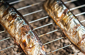 ベタつき・ニオイ・煙を大幅カット!