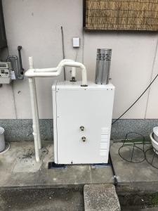 臭いがきつくなってきた灯油ボイラーのお取り替え ｜ 株式会社クサネン 