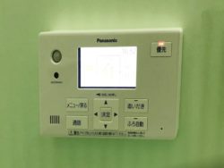 栗東市S様邸エコキュート・リモコン施工後3.
