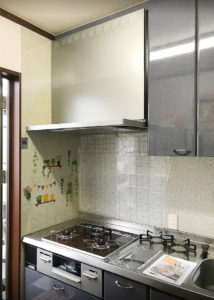 草津市T様邸ビルトコンロ・レンジフード施工後