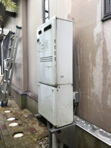 2004年製ガス給湯器をエコジョーズ（省エネガス給湯器）に交換