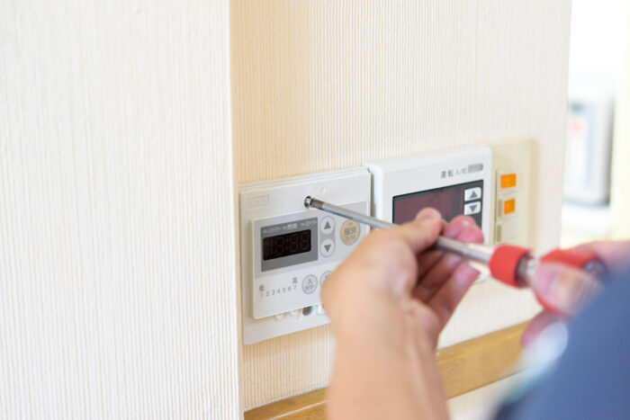 給湯器交換にかかる時間は「2~3時間」が目安!立ち会いは必要?どこまで片付ける?