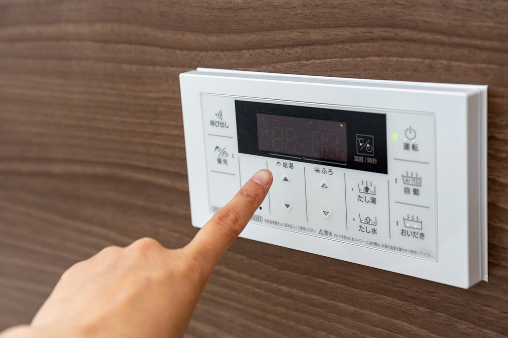 給湯器のリモコン「だけ」交換する場合の費用と注意点！給湯器の