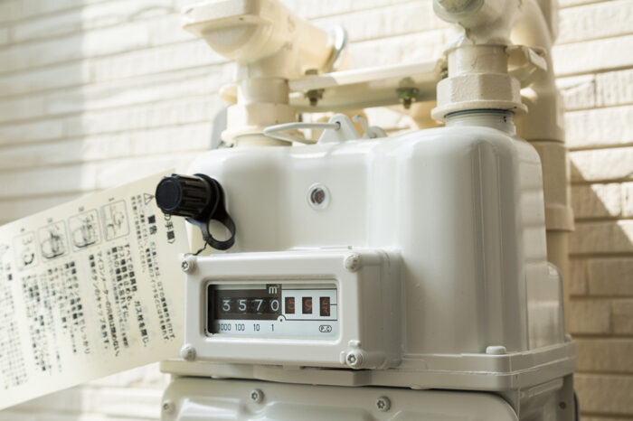 お湯が出ない!よくある原因は?業者を呼ぶ前に確認すべきことや業者の選び方も解説