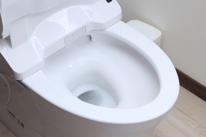 掃除しやすいトイレの選び方!3大メーカーの機能とおすすめ機種をプロが解説