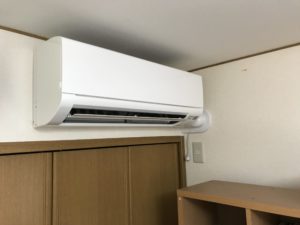 2階の子ども部屋に新規でエアコン工事 株式会社クサネン 滋賀県草津市