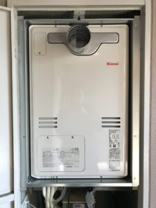 大阪ガス品番 N 135 0032a ガス給湯器とガスコンロ レンジフードをセットで交換 株式会社クサネン 滋賀県草津市 大阪ガス品番 N 135 0032a ガス給湯器とガスコンロ レンジフードをセットで交換 株式会社クサネン 滋賀県草津市