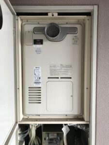 大阪ガス品番 N 135 0032a ガス給湯器とガスコンロ レンジフードをセットで交換 株式会社クサネン 滋賀県草津市 大阪ガス品番 N 135 0032a ガス給湯器とガスコンロ レンジフードをセットで交換 株式会社クサネン 滋賀県草津市
