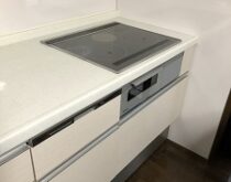 栗東市にて、以前クサネンでリフォームされたキッチンの機器を交換しました（IHクッキングヒーター・食器洗い乾燥機）