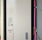 草津市のマンションで電気温水器の交換をしました。